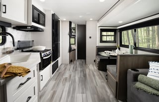 2025 Jayco Jay Flight Sleeps 8 Comfortably