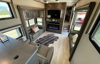 2022 Grand Design Solitude 390RK