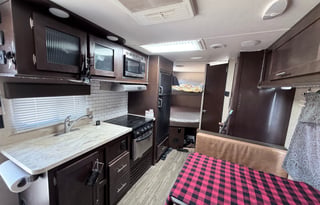 2018 Forest River Cherokee Grey Wolf Limited 22BH