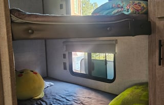 Fun for the Whole Family-DELIVERY ONLY RV Rental