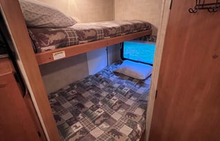 2011 Keystone RV Hideout 27RBWE