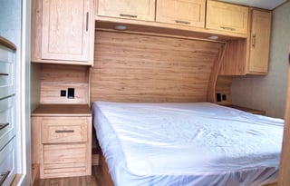Event-Ready 5th Wheel | Sleeps 8+ | Spacious