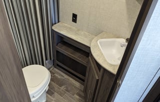 Kid and pet friendly, 1/2 ton towable, 2021 Zinger