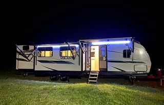 Volante - 2 Bath, King Bed & Bunk Room!