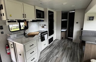 NEW 2025 Jayco Bunkhouse – Sleeps 6, Pet-Friendly