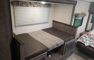 BRAND NEW 2021 Coachmen RV Apex Nano 208BHS