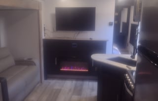 Springdale w/Bunks: Delivery Avail: No Prep Fee