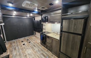 SPECTACULAR off grid affordable toyhauler