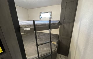 2022 KZ Sportsmen 292BHK