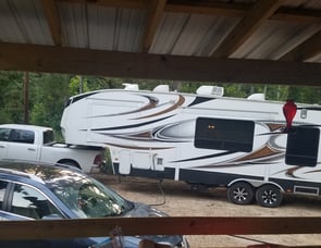 Keystone RV Fuzion 302