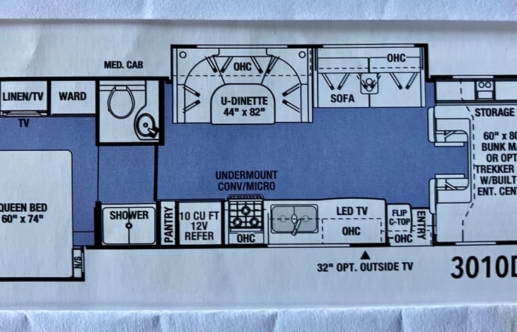 Floor plan with two theater chairs instead of sofa