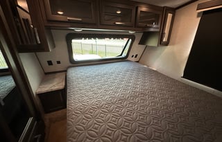 2021 Dutchmen RV Atlas 2942BHF