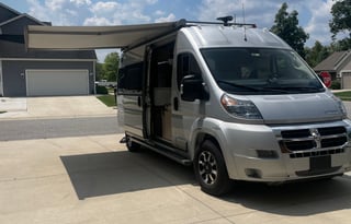 Easy drive/park GREAT for adventure or Tailgate!