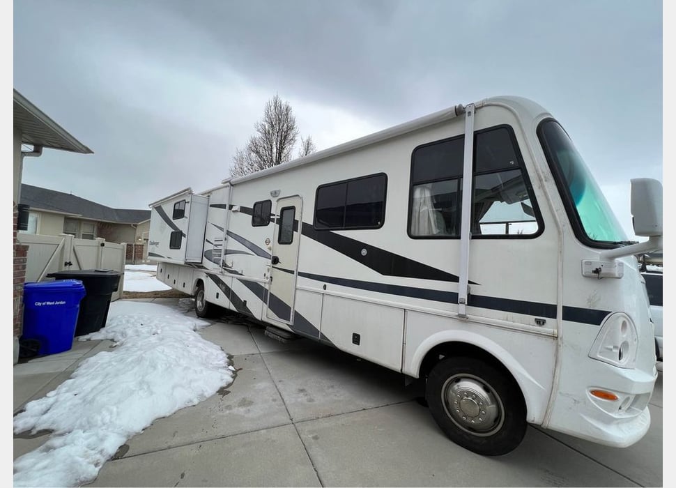 Class A Motor Home rentals in Murray