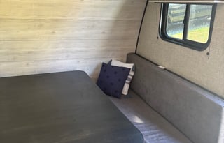 15' Jayco Trailer - Lightweight & Easy to Tow!