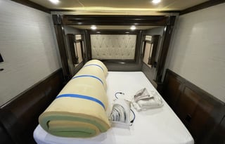 Luxury Pet Friendly RV priced to rent!!!!