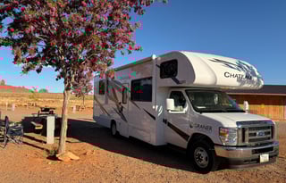 2026 Thor Chateau 30ft. RV -free private shuttle