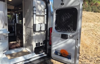 "Pixel" Full Kitchen & Bath + Off-Grid + Starlink