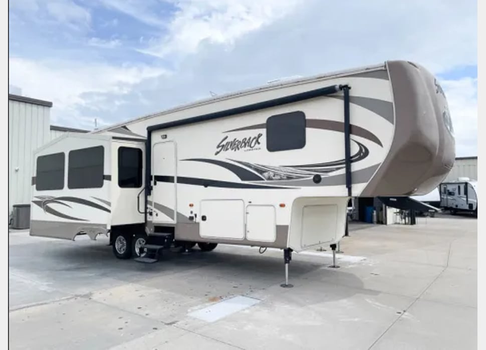 Fifth Wheel rentals in Greenville