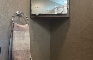 Adventure-Ready 2019 Winnebago Outlook 25J –