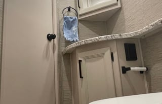 Brand New 2022 Thor Motor Coach Freedom Elite 22FE