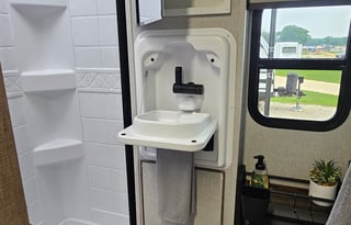 Mini & Mighty 'Sophia' Bunkhouse Grand Design 16BL