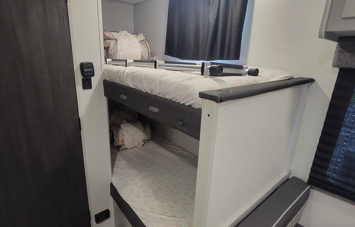 Linens, Pillows, and towels included