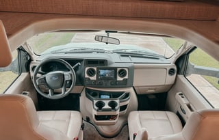 The Chic Chateau - Fully Stocked Luxe RV