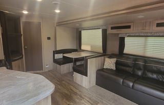 2019 Coachmen Catalina- Family Outdoor Rig
