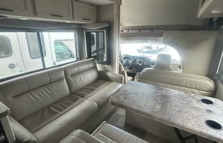 C8-*NEW*Thor LUXURY KING Bed, 8 Sleeper, StarLink