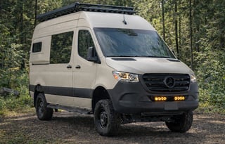 Explore & Escape - Luxury Mercedes Sprinter 2500