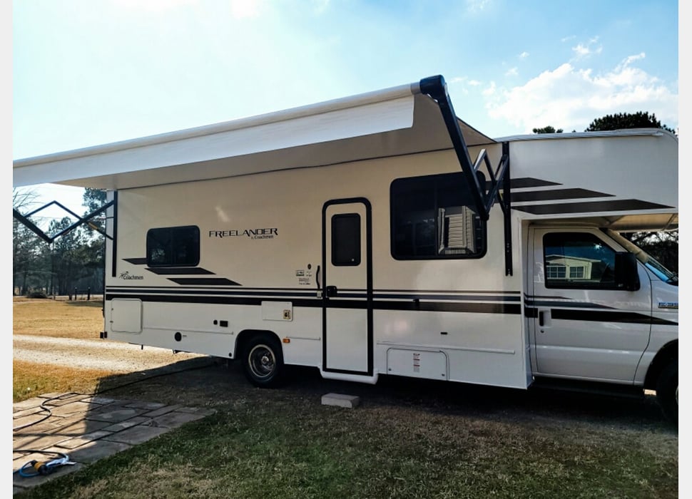 Class C Motor Home rentals in Sharpsburg