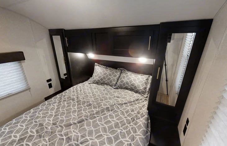 Queen size bed with additional pillow top!