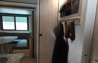 Stocked, Pet Friendly Coachmen 29' Delivery Only