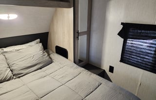 2022 Heartland Prowler 271BR