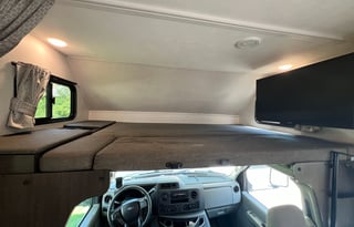 2021 Forest River RV Sunseeker 3250DSLE
