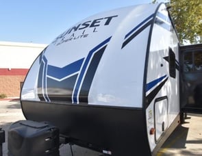 CrossRoads RV Sunset Trail SS272BH