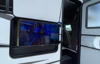 Enjoy a cruise in "CRUZ"! *TAILGATER'S DELIGHT!*