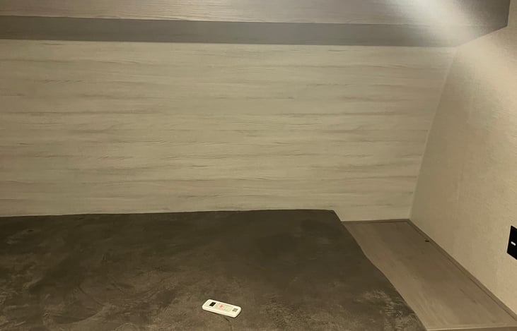 another picture of the main bed