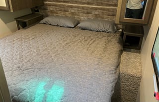 2022 Keystone RV Cougar Half-Ton 29BHSWE