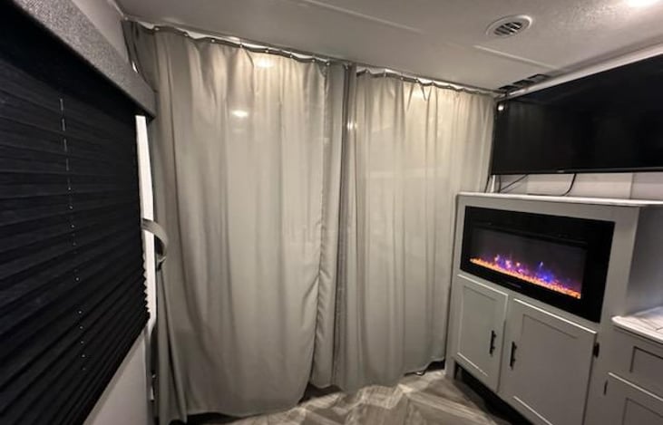 Privacy curtains for the second sleeping area