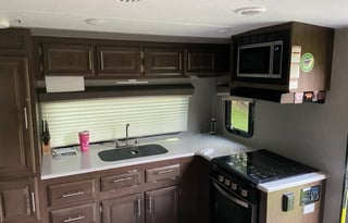 Couples Escape w/ Outdoor Kitchen