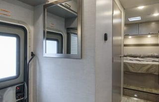 C21*NEW* 2025 Chateau Sleeps8 Luxury Private Suite