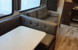 "The Gang's All Here!" Glamper Rental