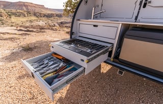 Lucy, 2024 Escapod Voyager Topo2 w/ Roof Top Tent