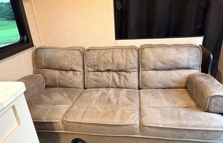 Jackknife Sofa converts to twin size bed