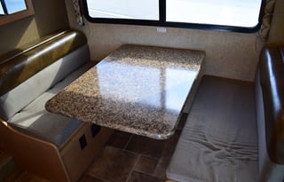 Jackpot Joe RV (Circa) Ultd Miles  Sleep 6 Unit #7