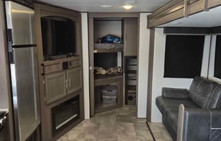2021 Dutchmen RV Kodiak Ultra-Lite 296BHSL