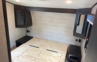 Jay: Pet Friendly 2BR RV in Resort Near Beaches