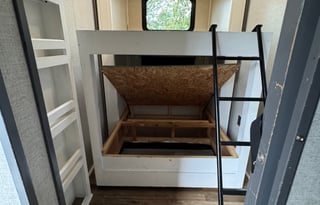 2021 Dutchmen RV Voltage 4205